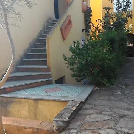 Casa Con Veranda Vista Mare *